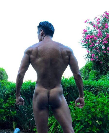 ゲイバー ゲイイベント ゲイクラブイベント ヌードピラティス・プライベートレッスン@首都圏