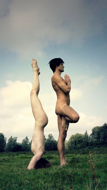 ゲイバー ゲイイベント ゲイクラブイベント 【ヌードパワーヨガ@新宿御苑前】水&金曜19:30~21:00